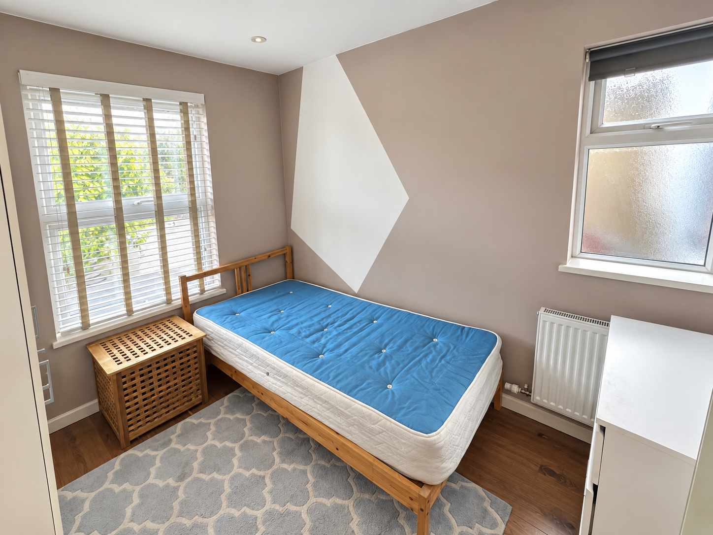 4 Bedroom House for Rent, N18