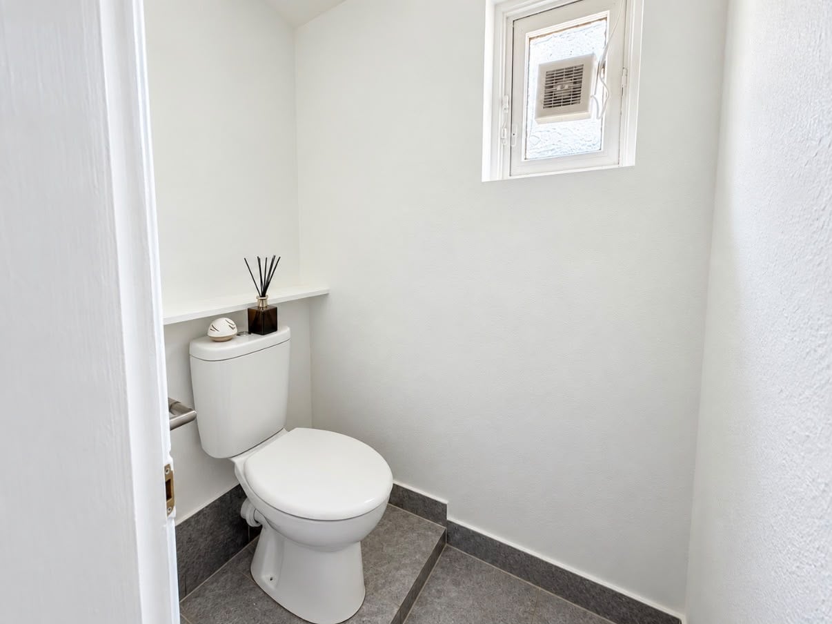 WhatsApp Image 2026-09-09 at 13.57.27 1 Bedroom Flat for Rent, N22